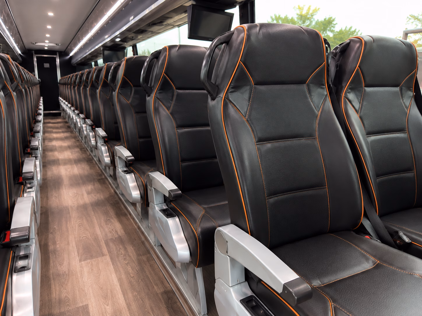airport shuttle buses for wedding guests flying into charleston international