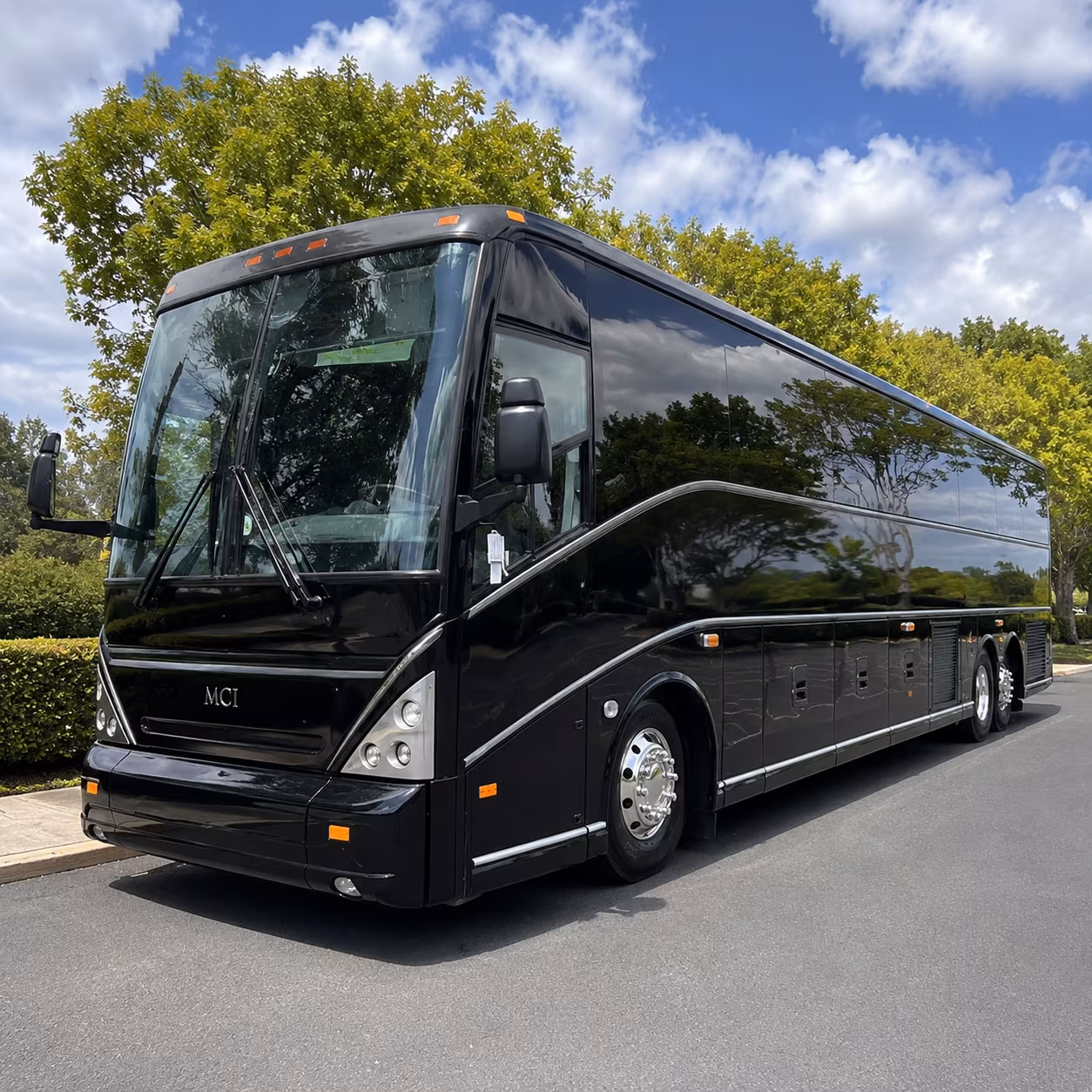 corporate airport transfer buses to and from charleston international chs