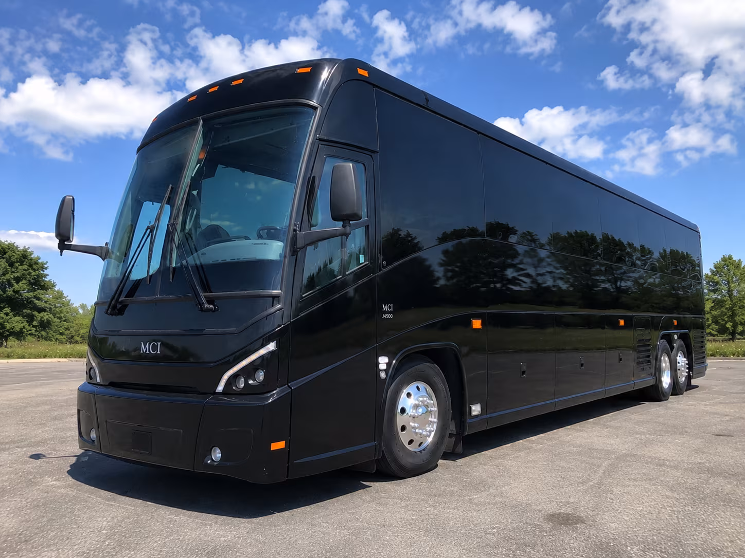 long distance charter buses to gamecocks and clemson games